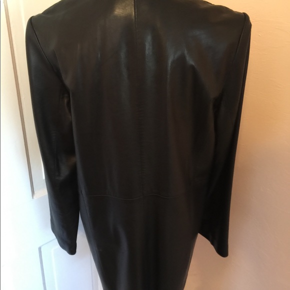 Leather coat - Picture 2 of 5